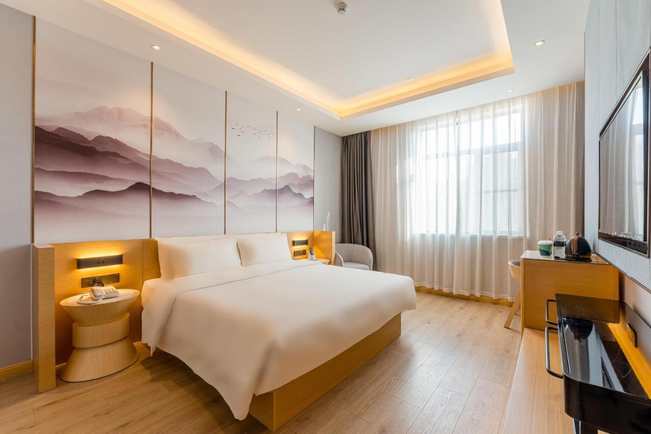 Atour Pudong Jinqiao International Commercial Plaza Hotel